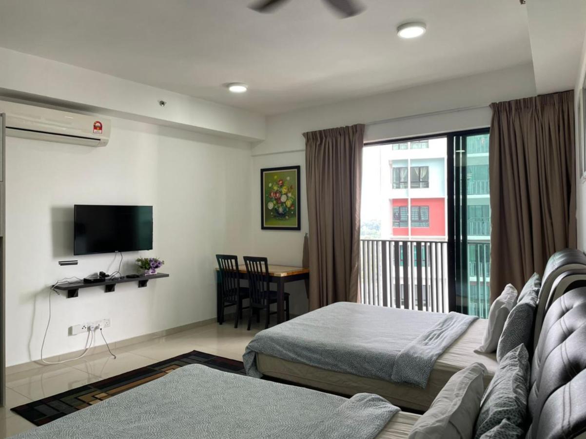 Wadi Iman Guesthouse @ I-City Shah Alam Exteriör bild