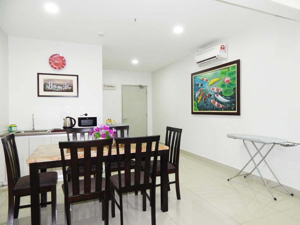 Wadi Iman Guesthouse @ I-City Shah Alam Rum bild