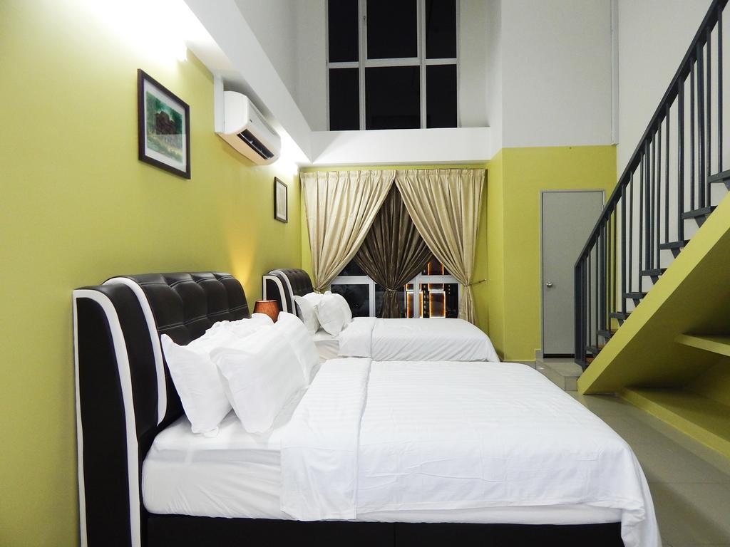 Wadi Iman Guesthouse @ I-City Shah Alam Exteriör bild